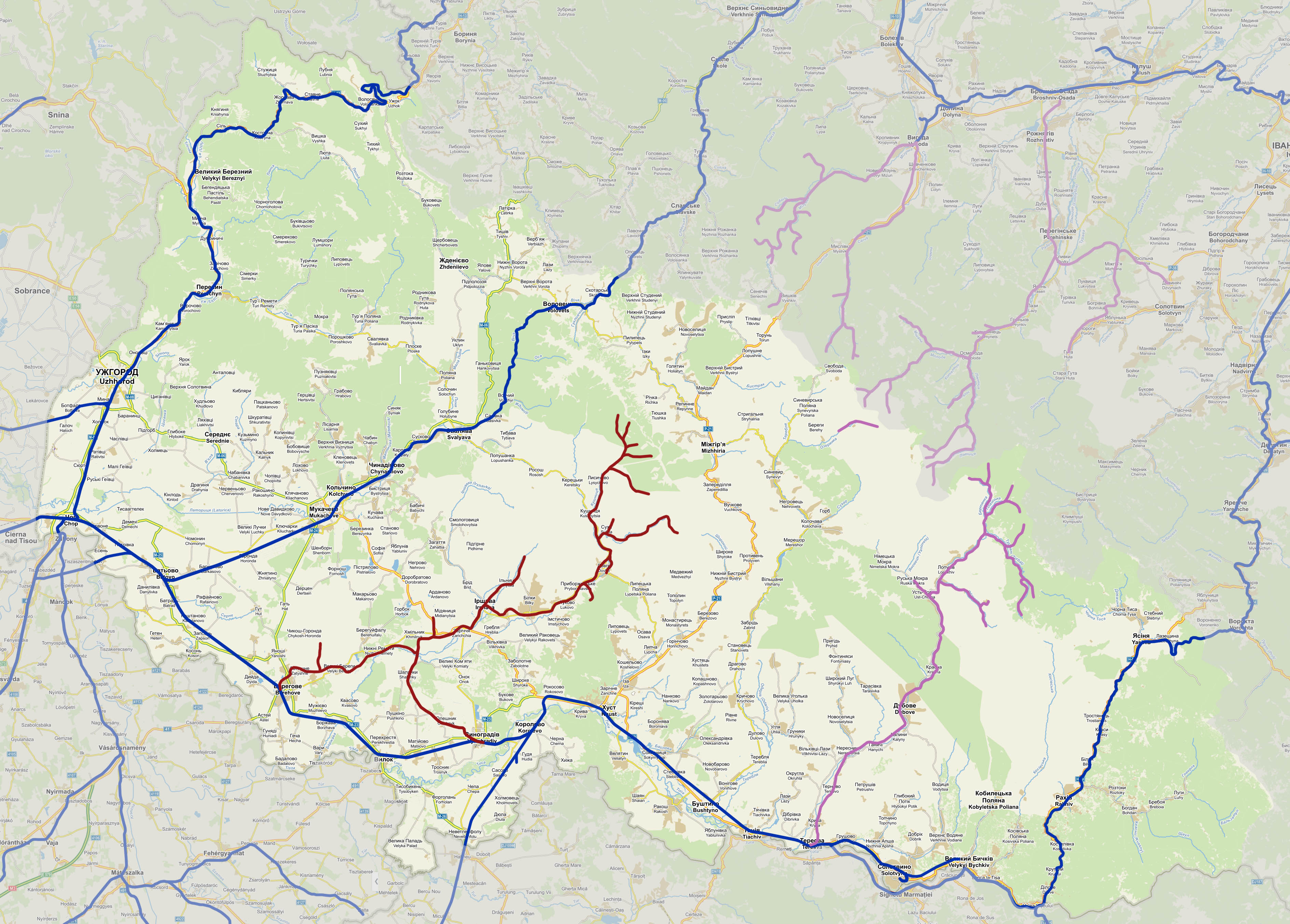 Světle vyznačené území Zakarpatí s modře zakreslenými normálně- a širokorozchodnými železnicemi. Fialově jsou zakresleny úzkokolejky kromě Boržavské dráhy a červeně je vyznačena Boržavské železnice ve svém maximálním rozšíření (všechny historické odbočky).