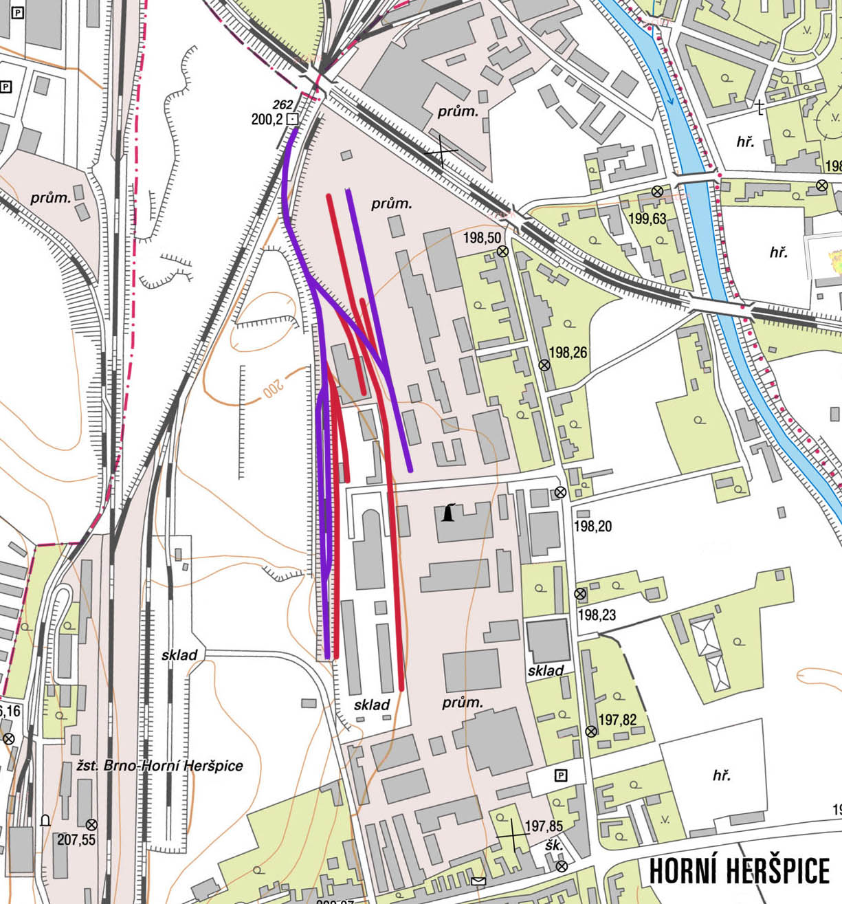 Mapa systému vleček podél Kšírovy ulice v Horních Heršpicích (v roce 2018 vlečka SD Kovošrot, s.r.o.). Fialově jsou vyznačeny koleje provozní v roce 2018, červeně identifikované starší koleje.