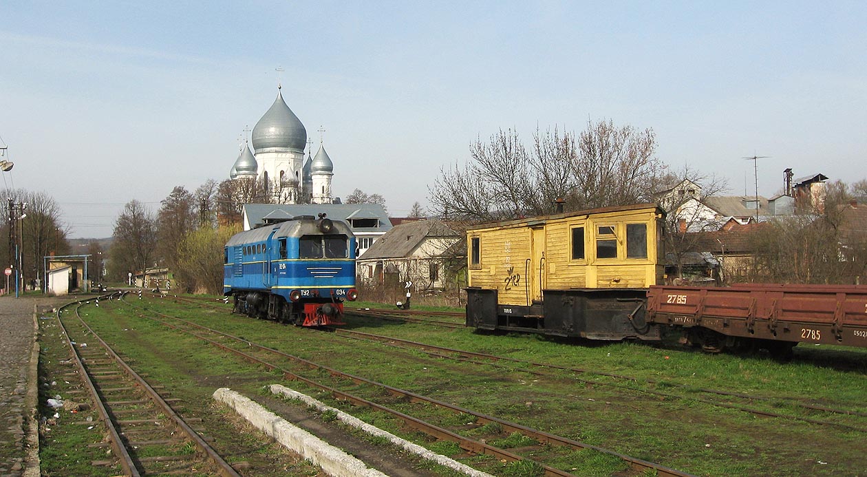 V roce 2012 byla Іршава koncovou stanicí pro osobní vlaky z Виноградіва a přes den tu panoval čilý ruch (výjimečně tehdy ještě také nákladní).