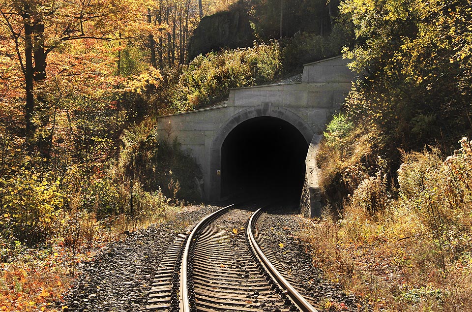 Nový, severní portál Domašovského tunelu.