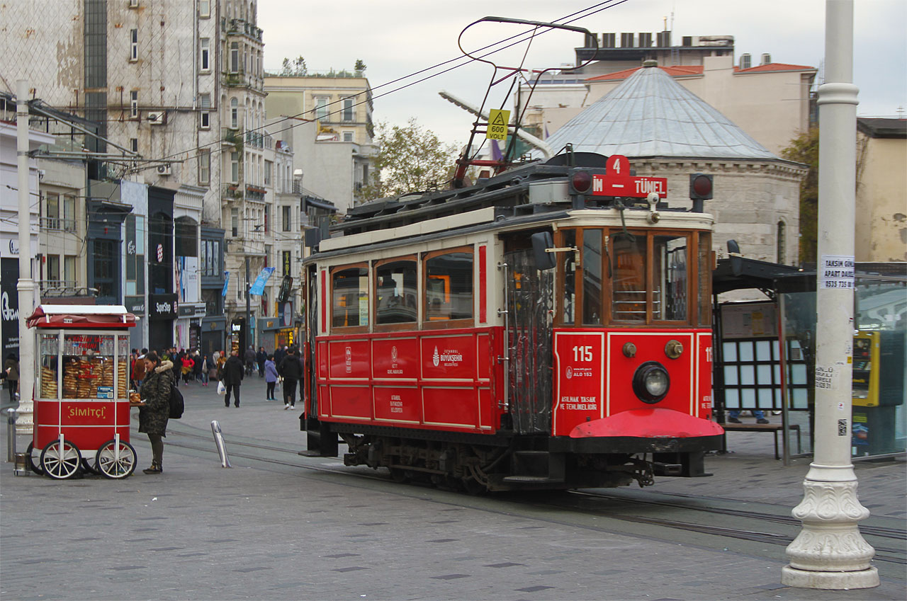 Historická tramvaj v Istanbulu (evropská část)
