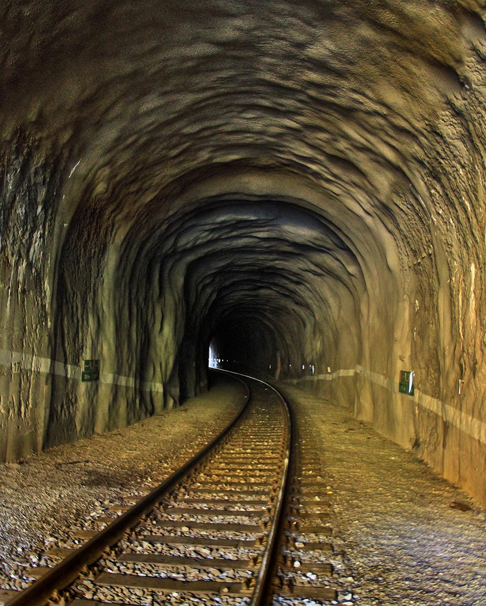 V roce 2012 byl Jívovský tunel sanován mj. betonovým nástřikem.