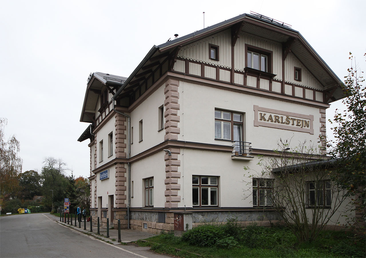 Karlštejn (žst)