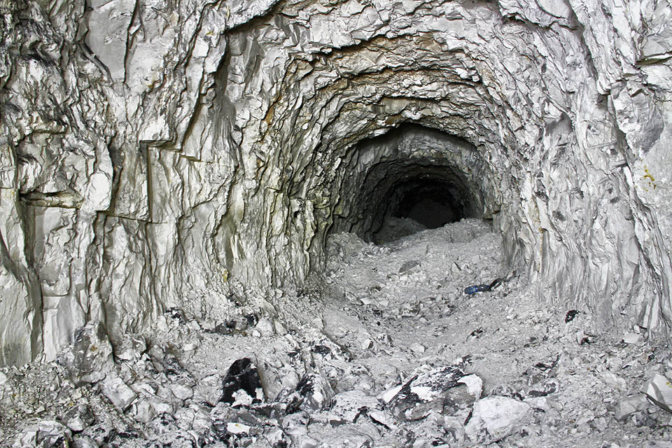 V závěrečné části štoly je vlhký a čistý vzduch, jak se na pořádné podzemí sluší a patří.